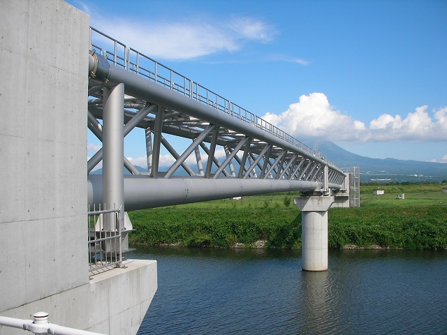 水管橋工事の状況