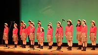 アトラクションで合唱を披露する山陰少年少女合唱団リトルフェニックス