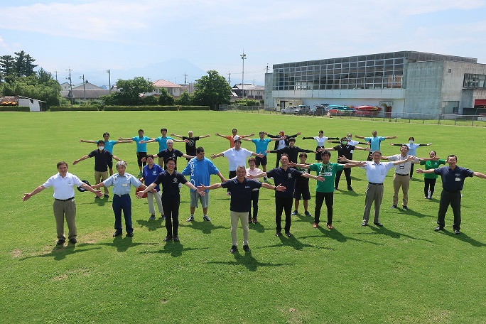 皆生プレイパーク芝生広場集合写真