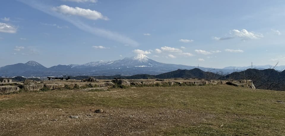 米子城跡天守台から望む大山