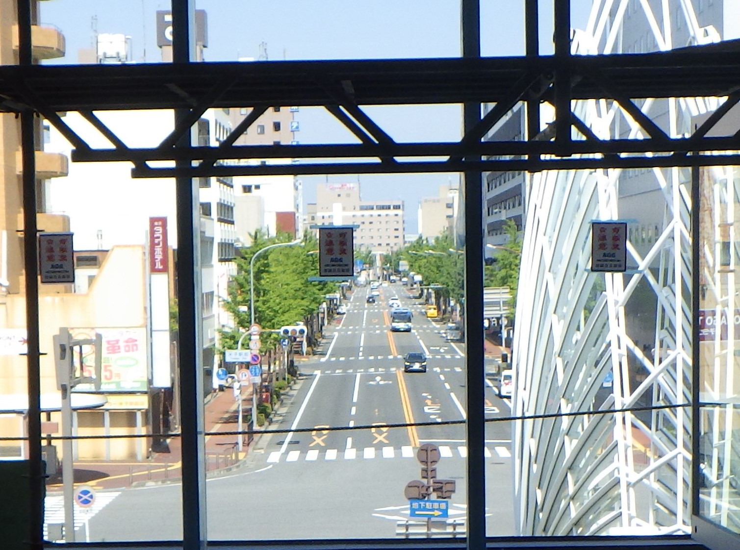 がいなロード北側2階からの景色