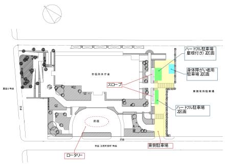 東側駐車場