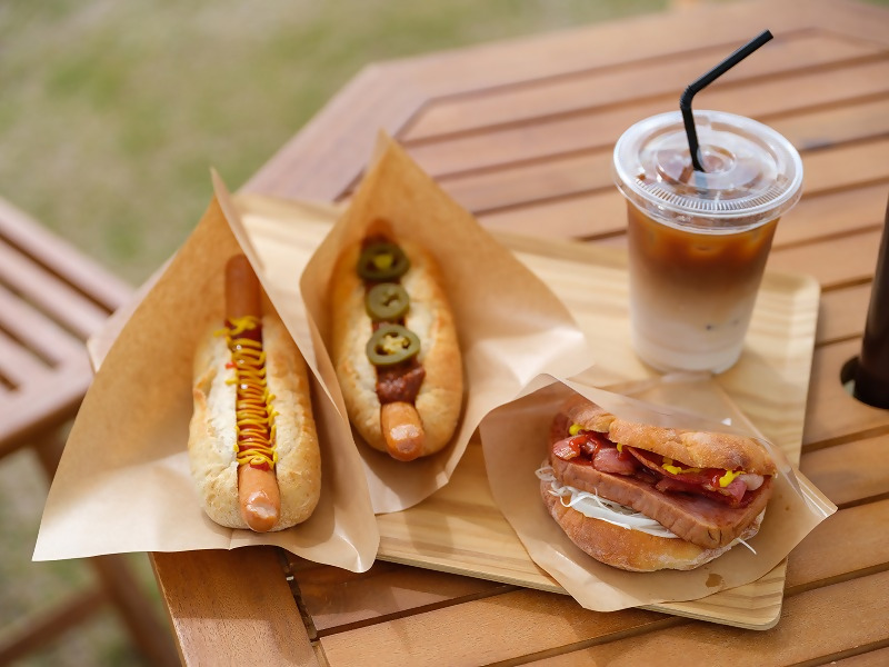 大山ハム直売店 テラス ザ ダイセン