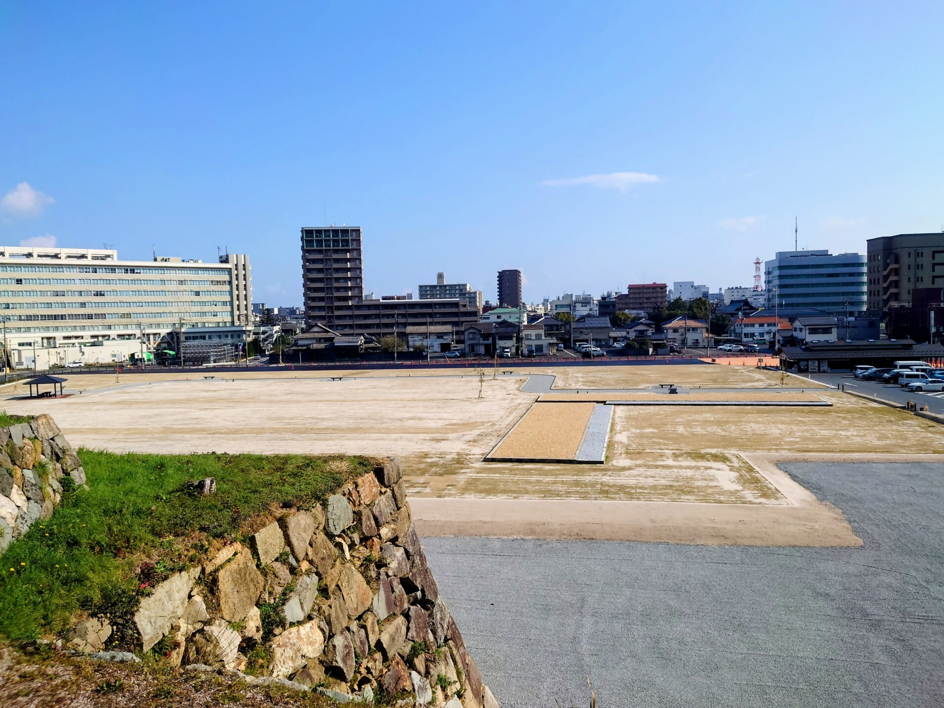 三の丸広場の写真（工事中）